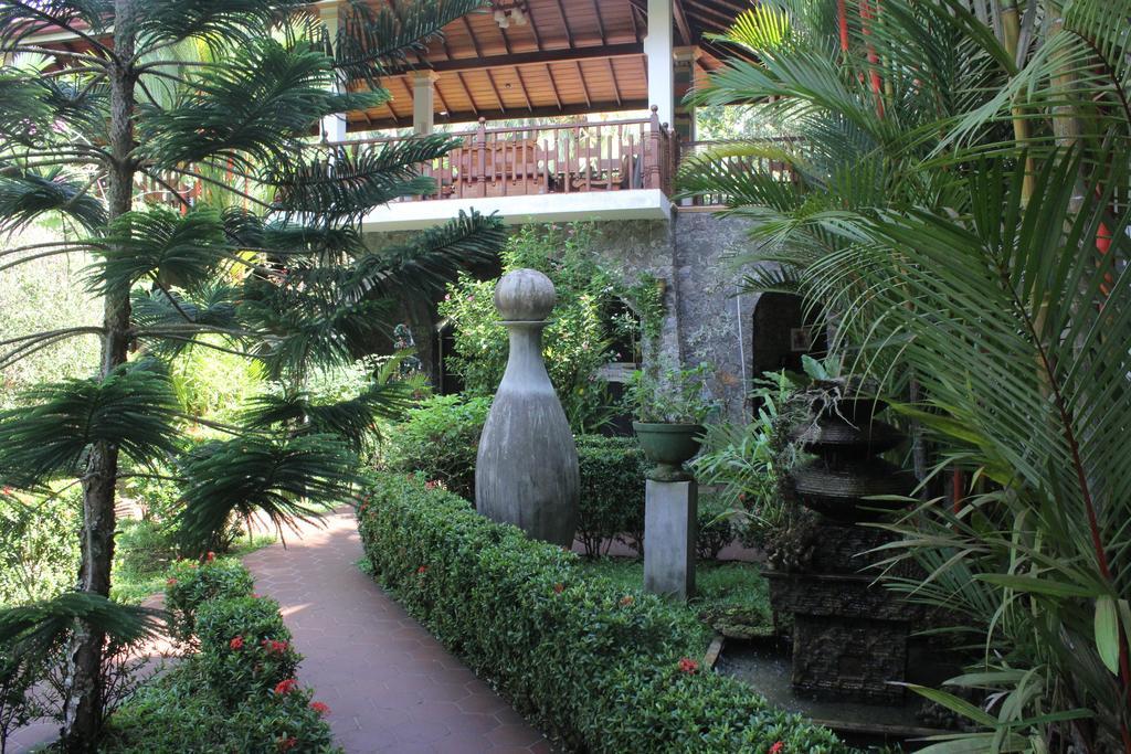 Hotel Bentota Village エクステリア 写真