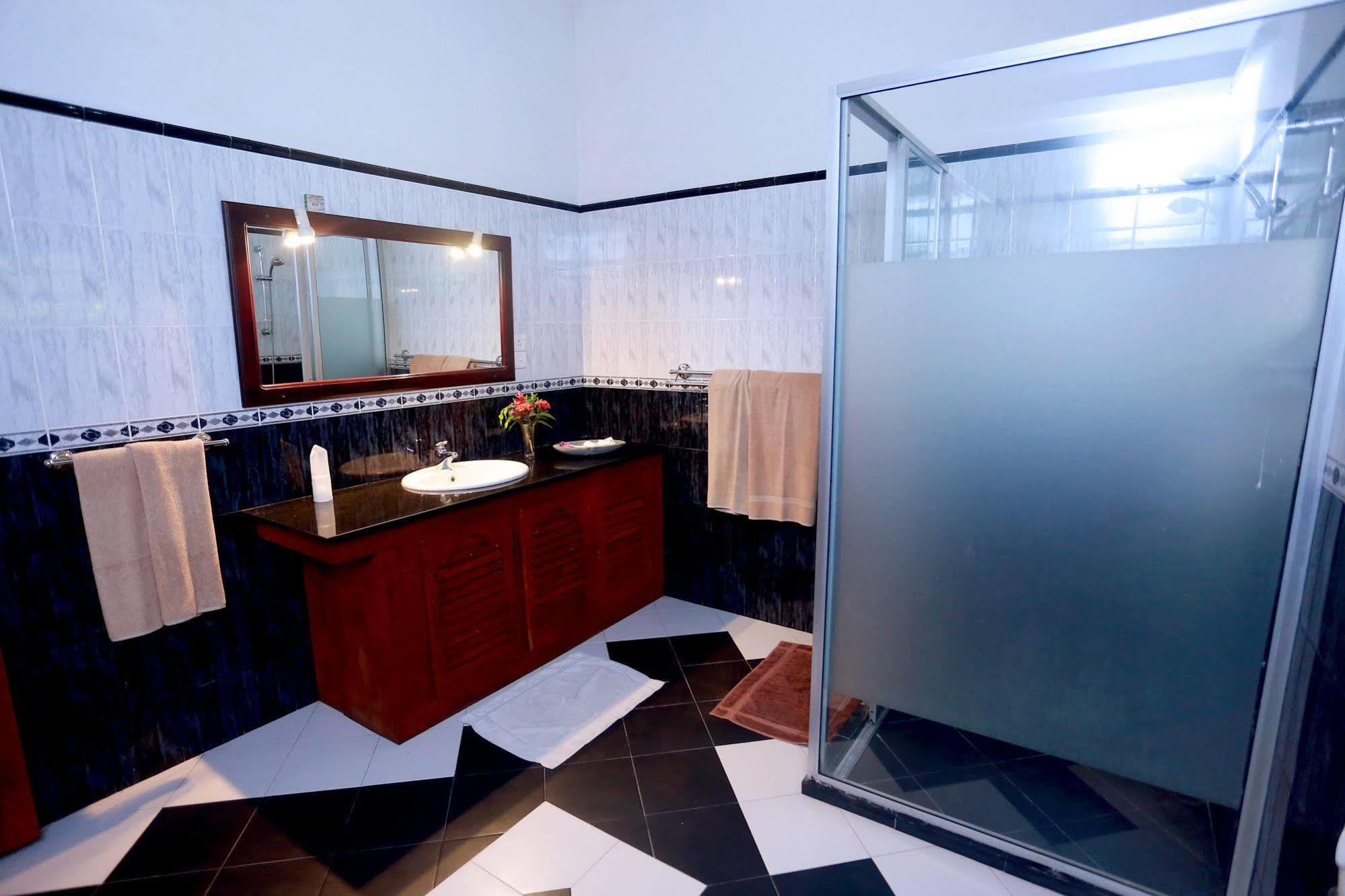 Hotel Bentota Village エクステリア 写真