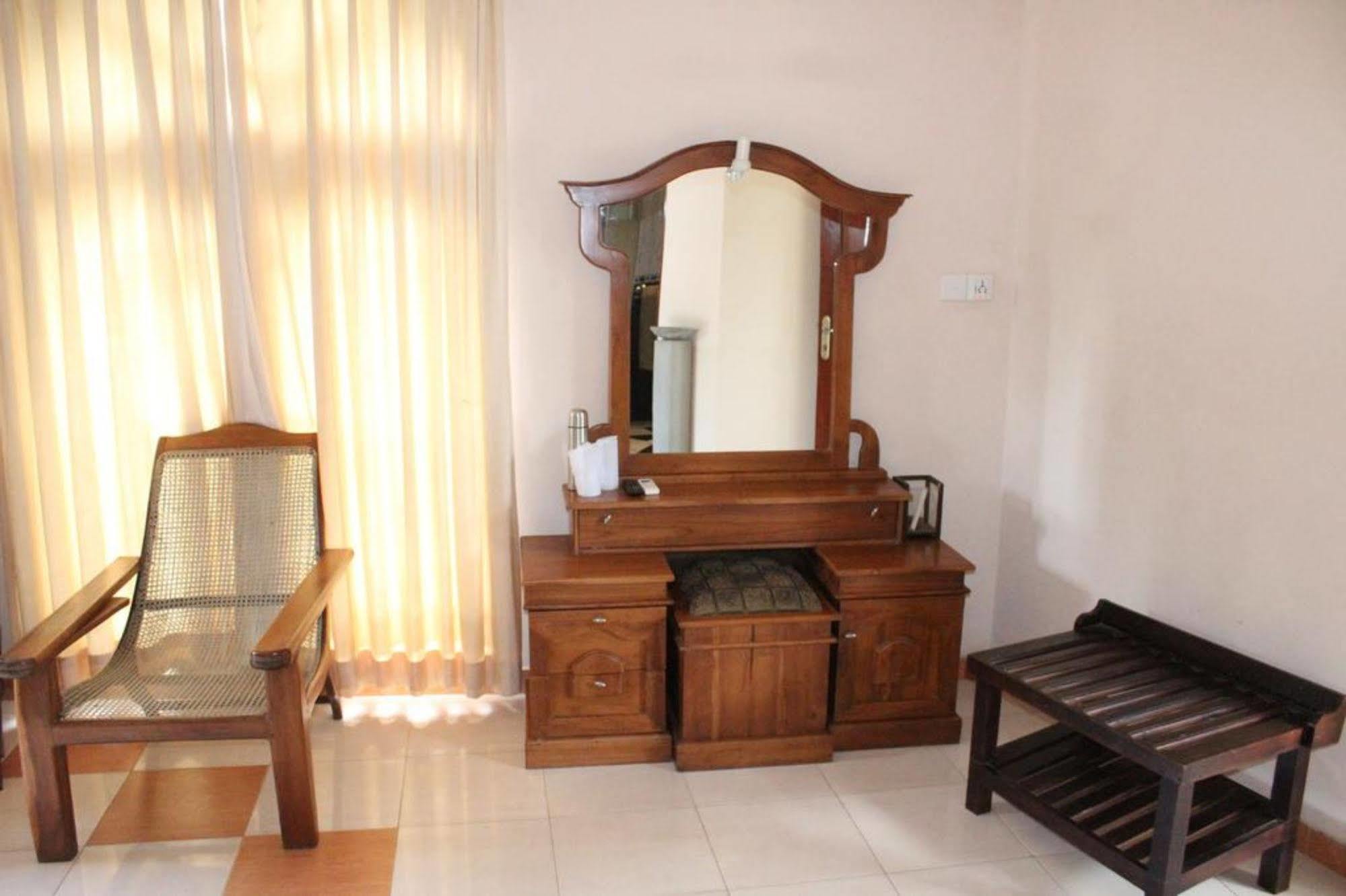 Hotel Bentota Village エクステリア 写真
